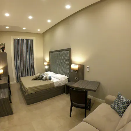Hotel Ausonia