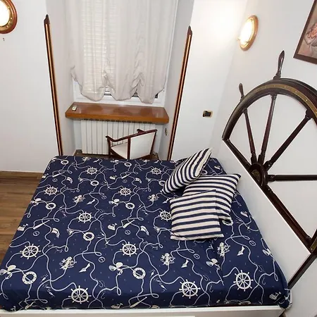 Ausonia Hotel