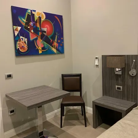 Hotell Ausonia
