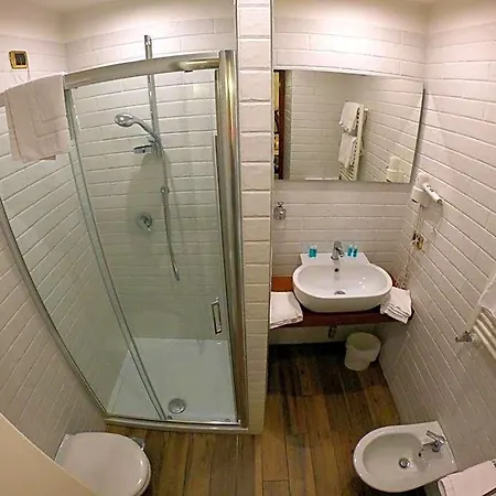 Ausonia Hotel