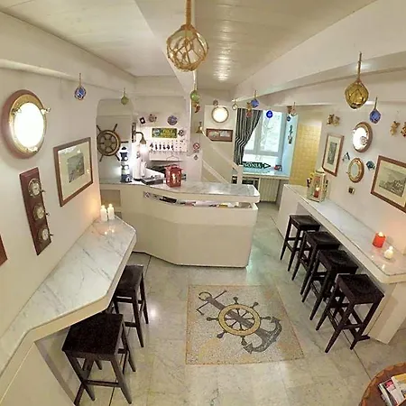 Hotel Ausonia
