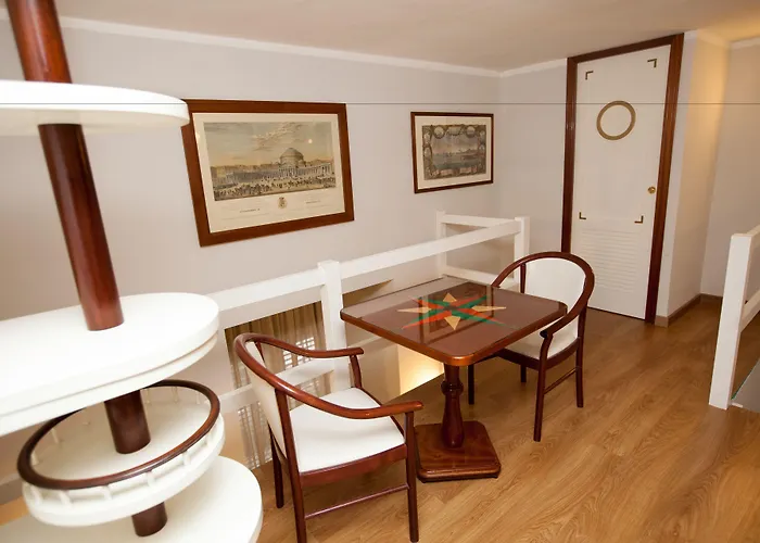 Ξενοδοχείο Ausonia 3*