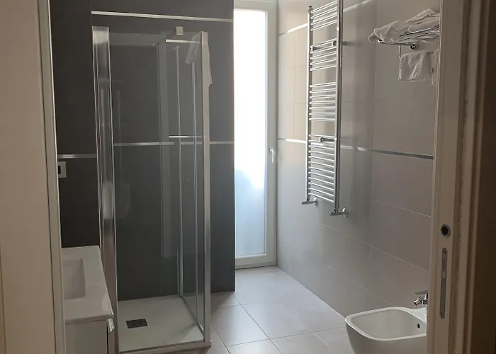 Ξενοδοχείο Ausonia 3*