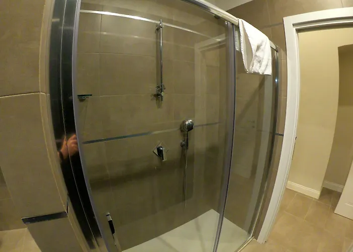 Ξενοδοχείο Ausonia 3*