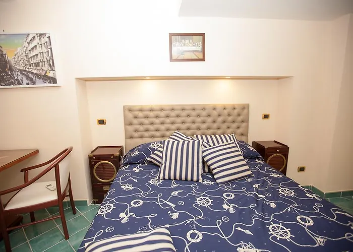 Ξενοδοχείο Ausonia 3*