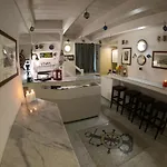 Ausonia Hotel