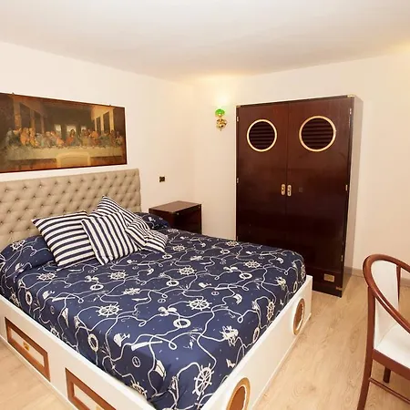 Ausonia Hotel Neapol